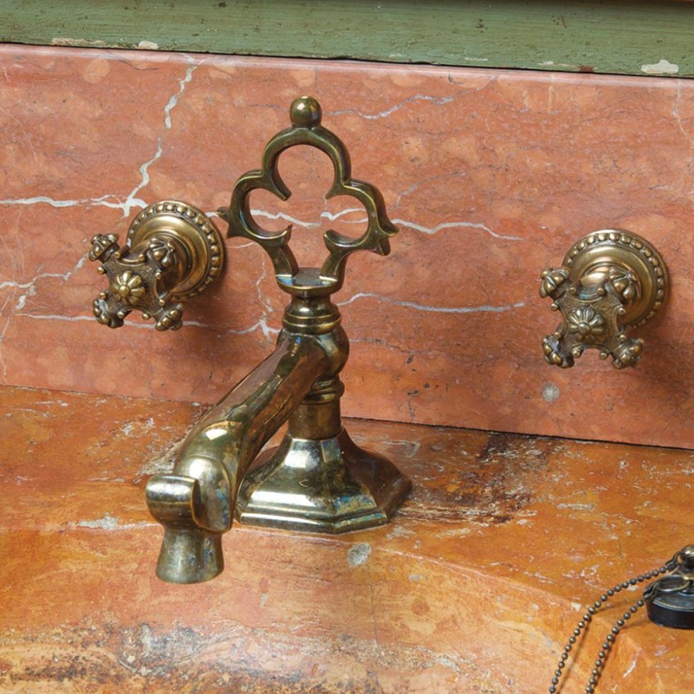 Cruciform-wall-mounted-handle-additional-2