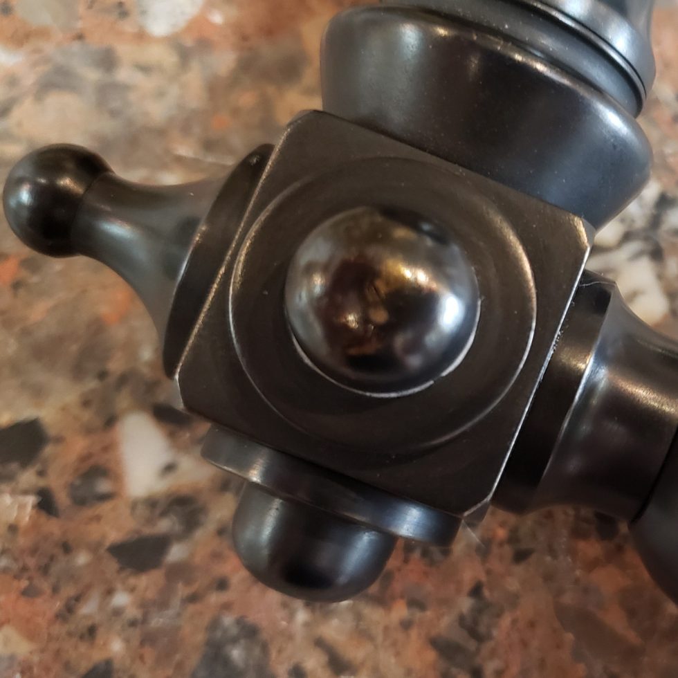 Espagnole Deck Mount Handle Collection