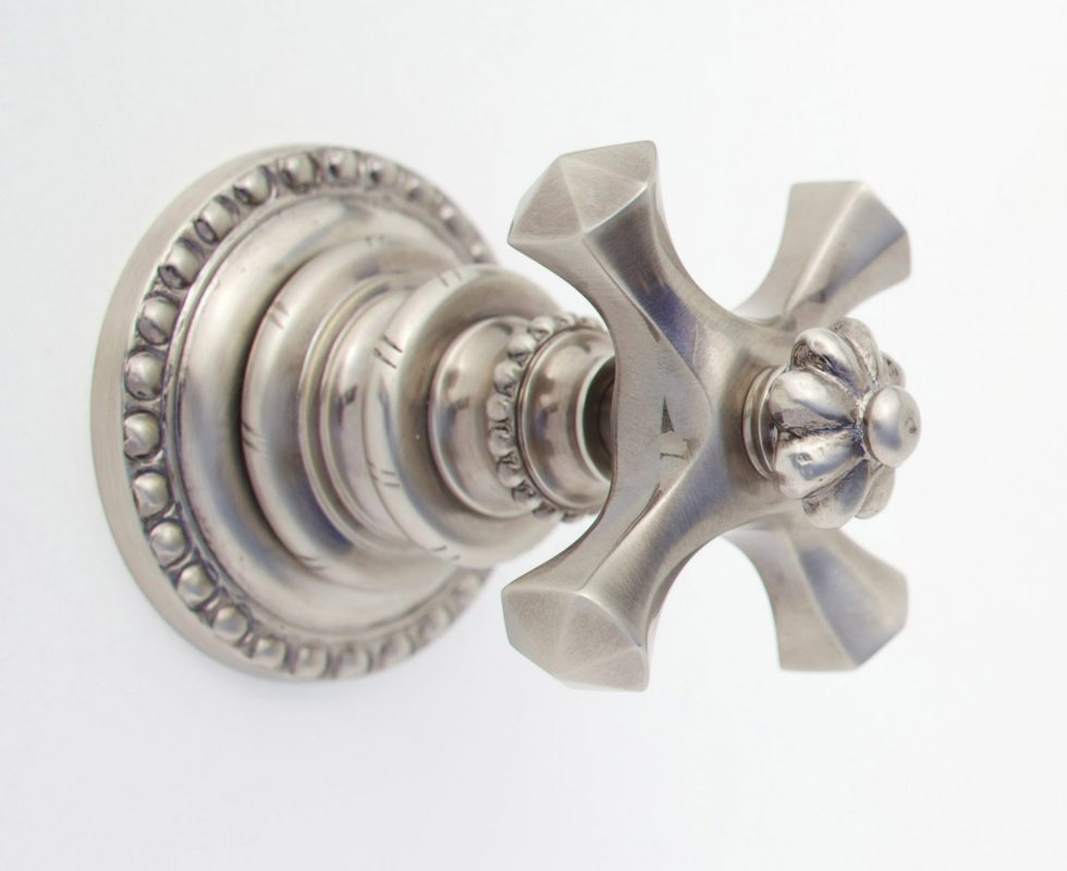Estrella Deck Mount Handle Collection