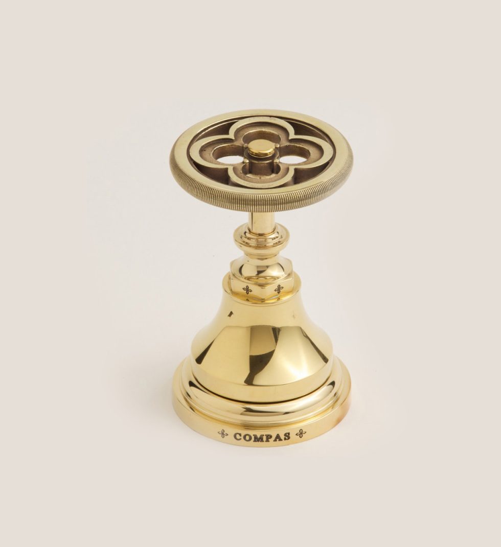 Quadrolobe Deck Mount Handle Collection