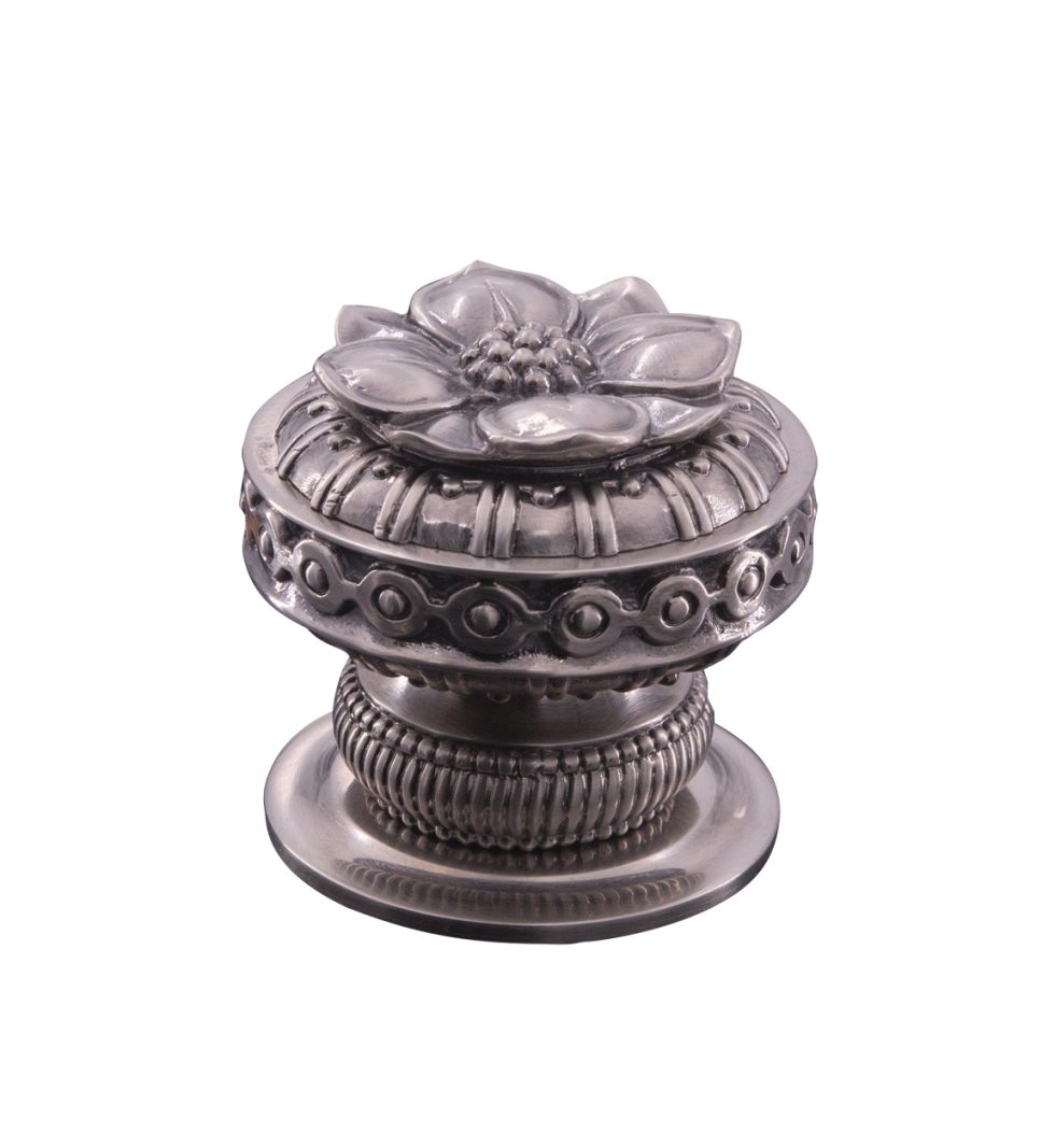Tudor Deck Mount Handle Collection