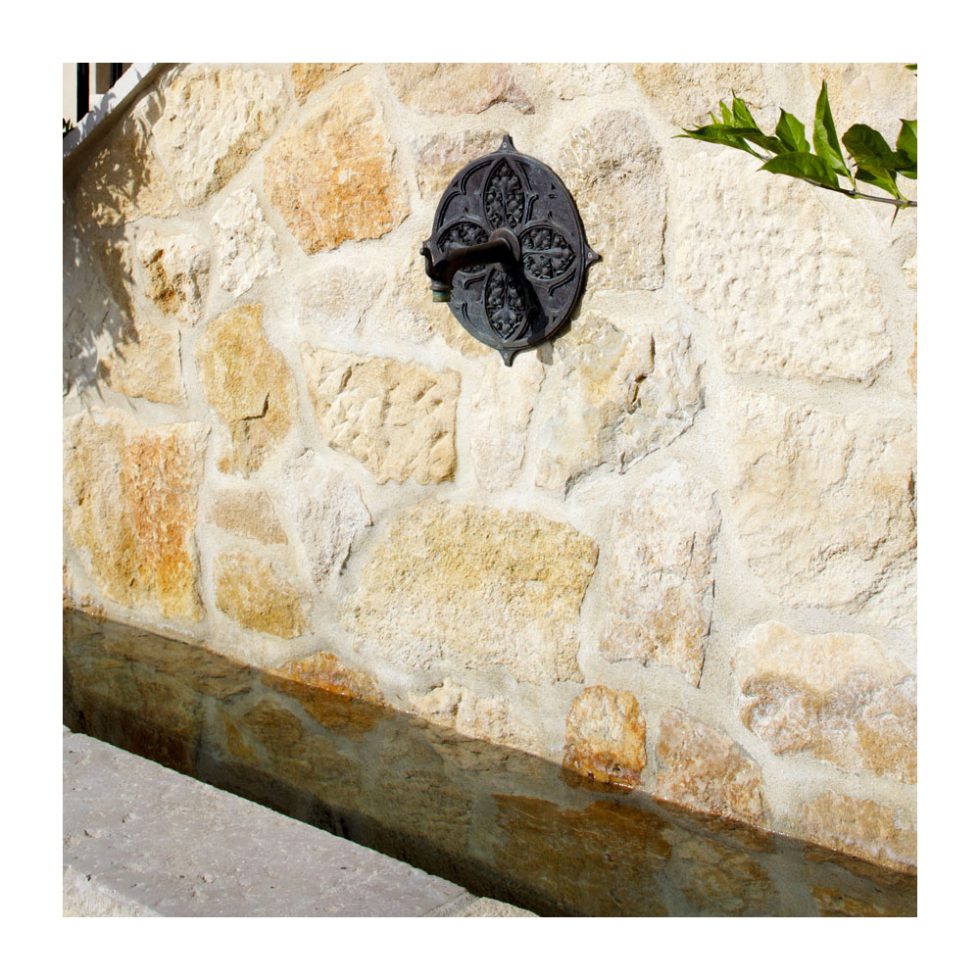 Bourgogne Split Face Reclaimed