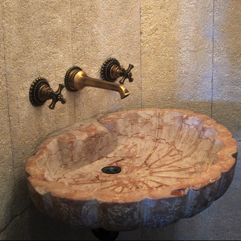 Category-Compas-Made-to-Order-Sinks